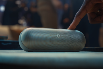 Beats Pill speaker lil wayne lebron james